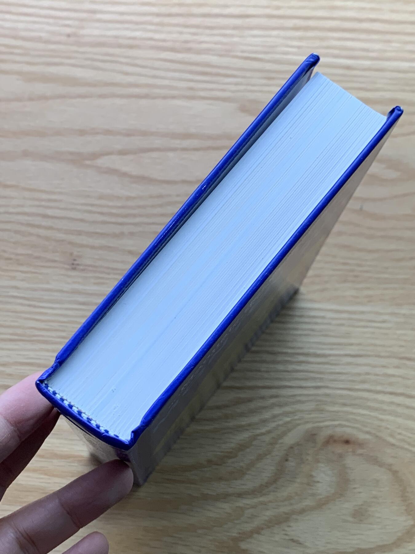 《竞宝斋》第444场 周日，周一，2场连拍 （全场包邮） 全新 Montenegro2025意大利钱币目录 最新2025版，全新的价格指南，将近700页的厚度 精装胶板印刷，玩意系必备目录，重约1.2公斤。