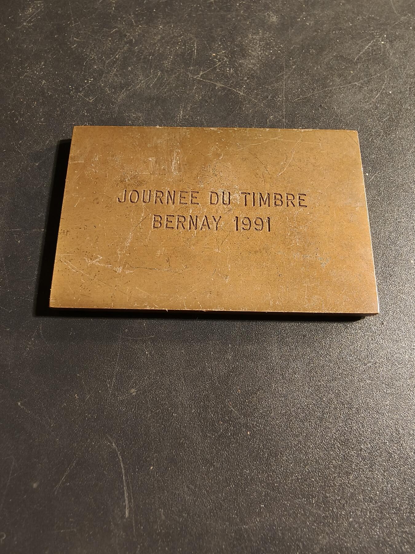 老王徽章第167期 法国集邮协会方形大铜章     尺寸59×39mm.    重量72.1g