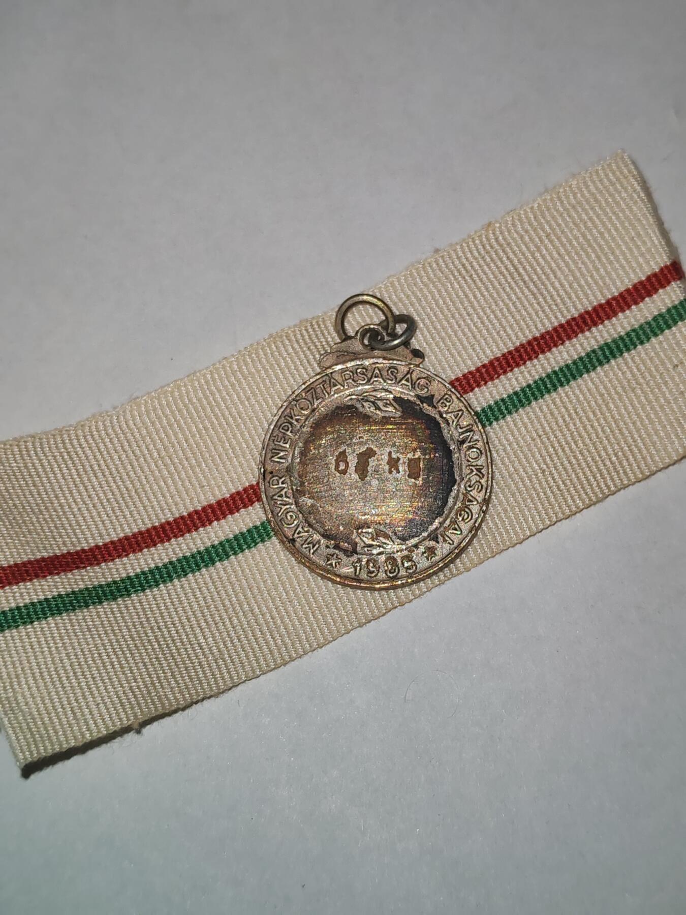 韵星假日拍卖第三十一期 -- Rimey Holidays Auction 31 匈牙利人们共和国军运会1985拳击优胜奖章