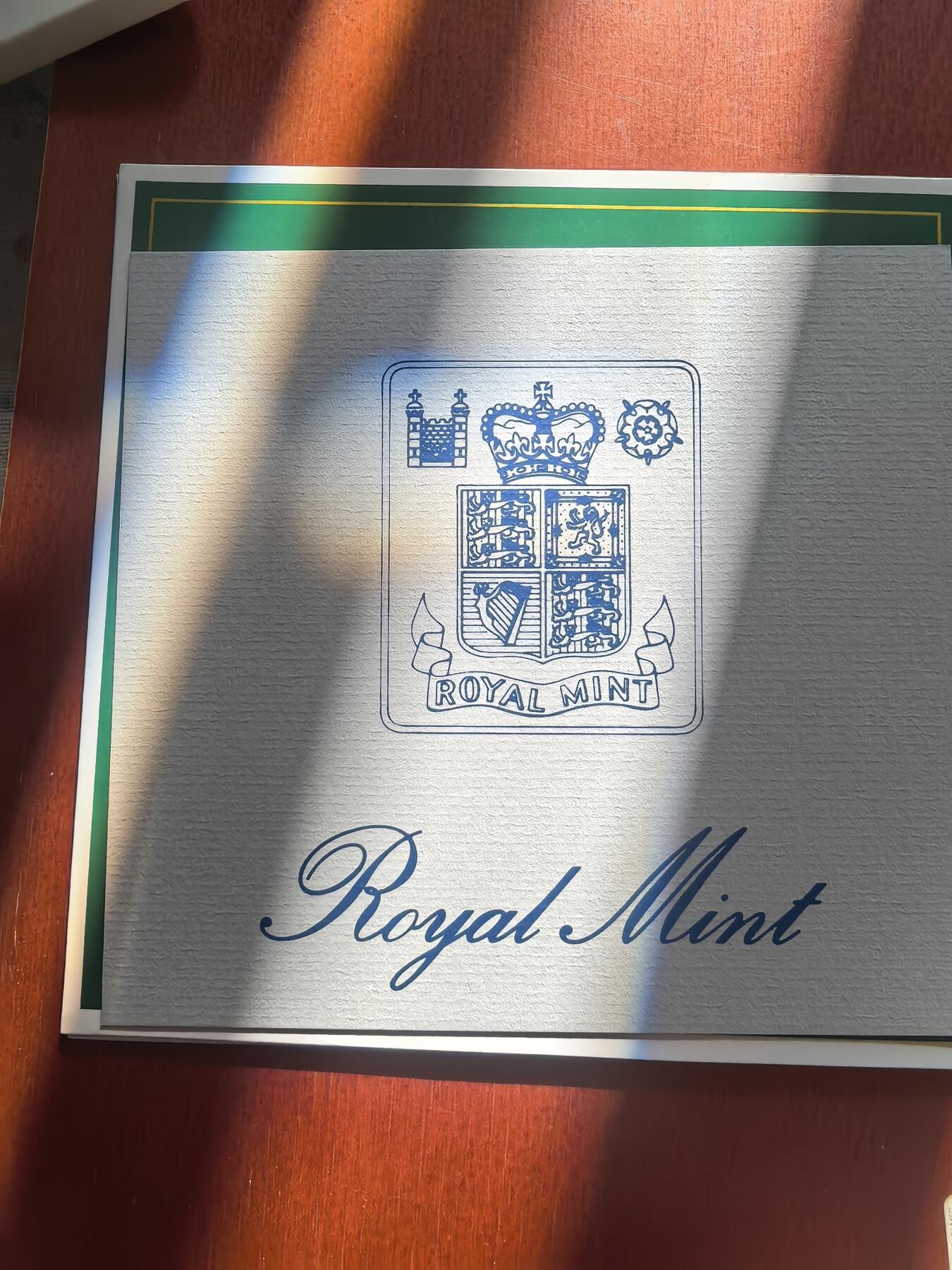 长老汇蛇年精选第七十八场拍卖 1983塞浦路斯6枚套装，卡装