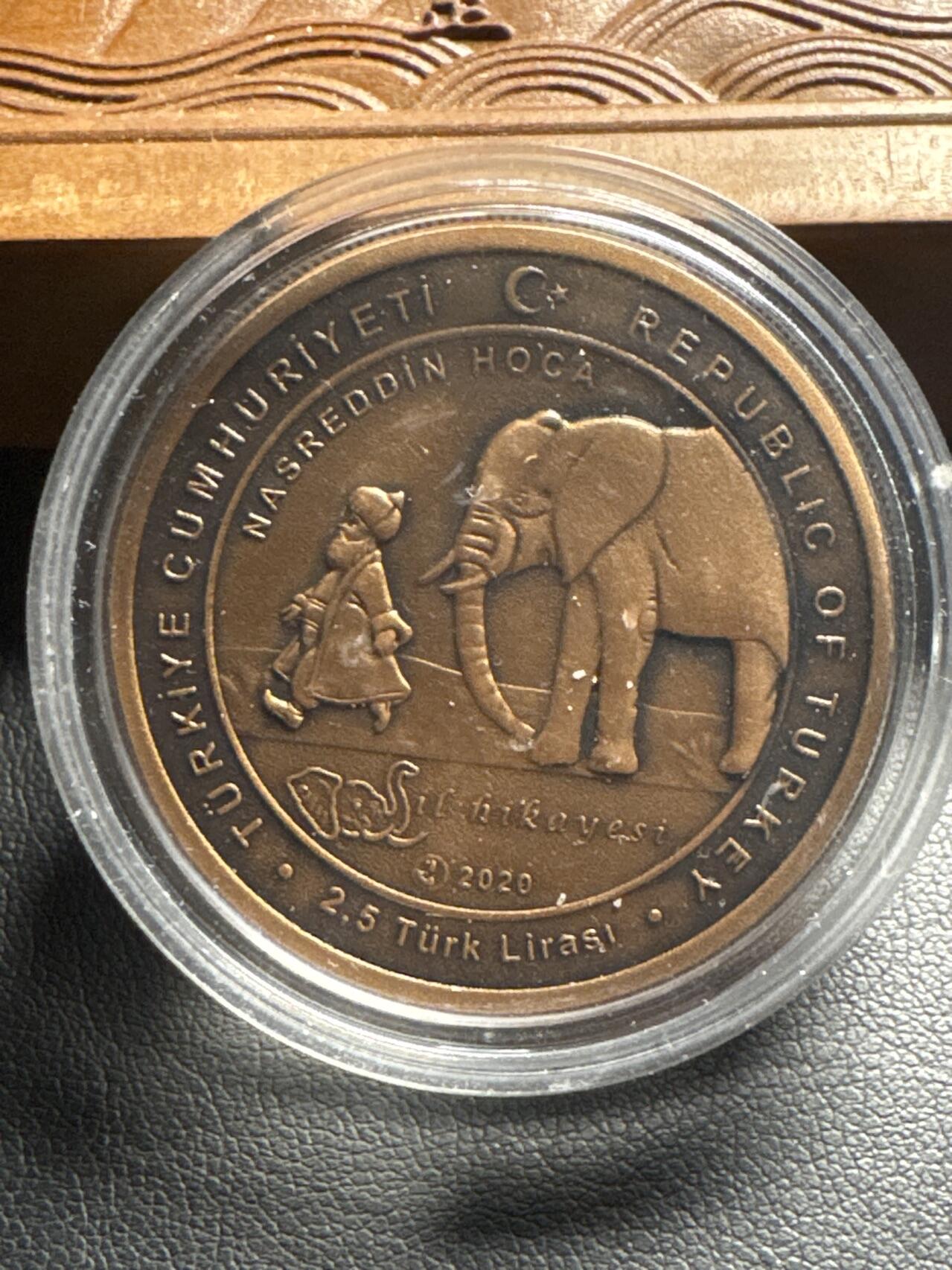 ❤️【币观天下】❤️ 第333期钱币拍卖- 2025.12.5周五晚上6点半场-长期征集拍品 土耳其2020年阿凡提民间故事系列仿古纪念铜币第六枚