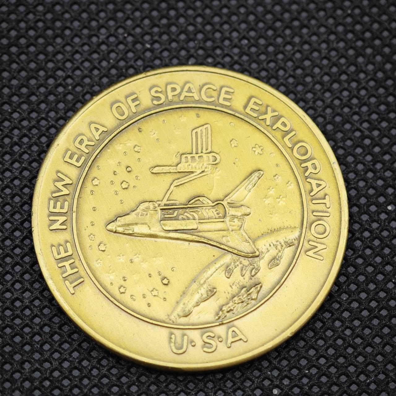 【淘币小摊】限时拍第八百一十六拍  纪念章场  满百包邮可预留两周  周一统一发货   美国肯尼迪航天中心纪念章 直径39mm