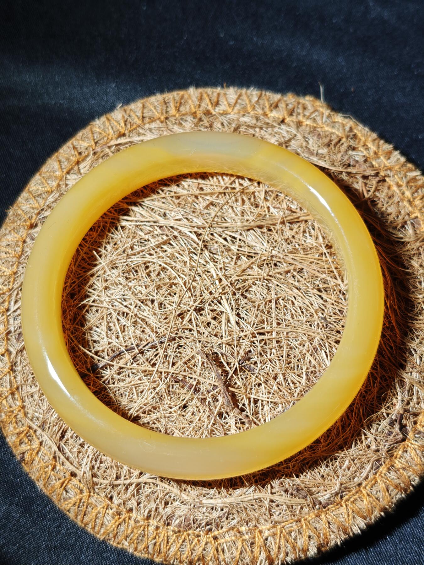 91期回流戒指饰品杂件纪念章丝路钱币专场 天然玛瑙手镯