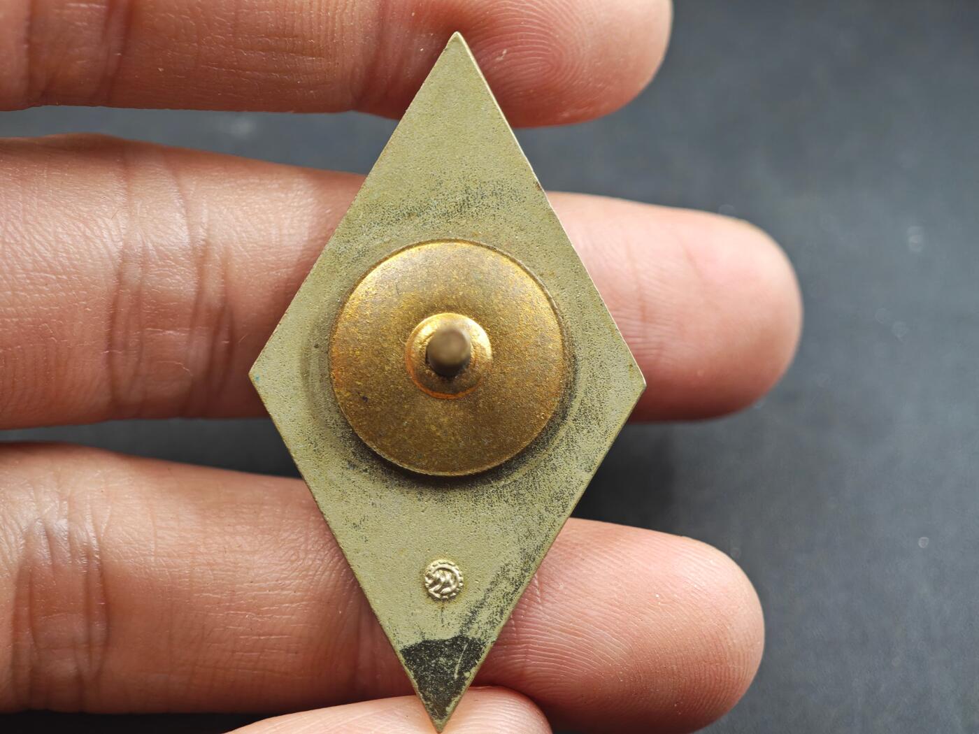 12月1日精品徽章专场 苏联军校校徽 铜制珐琅