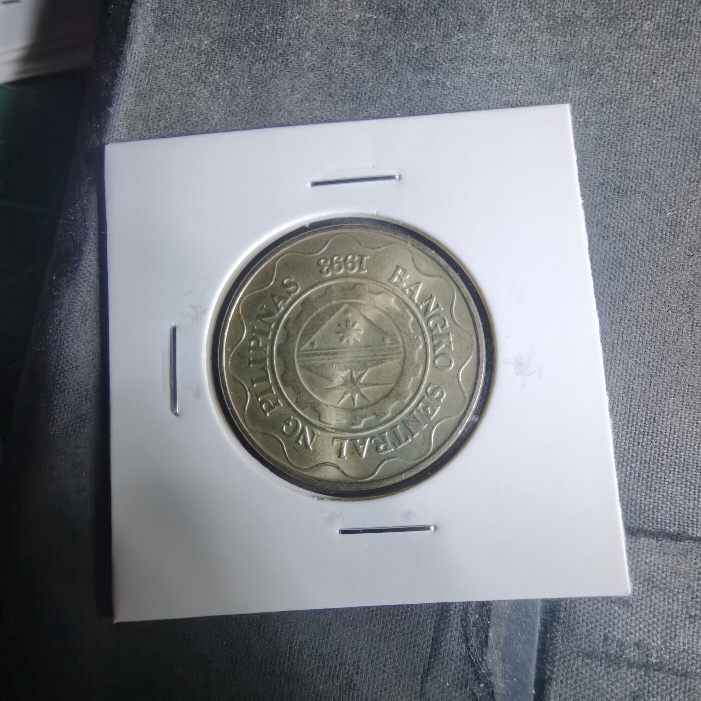 沼泽如烟--第919场 菲律宾2009年5比索