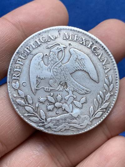 《竞宝斋》第444场 周日，周一，2场连拍 （全场包邮） - 墨西哥1882年8里亚尔鹰洋 比较有经历的1枚 双面带戳 细节也不错