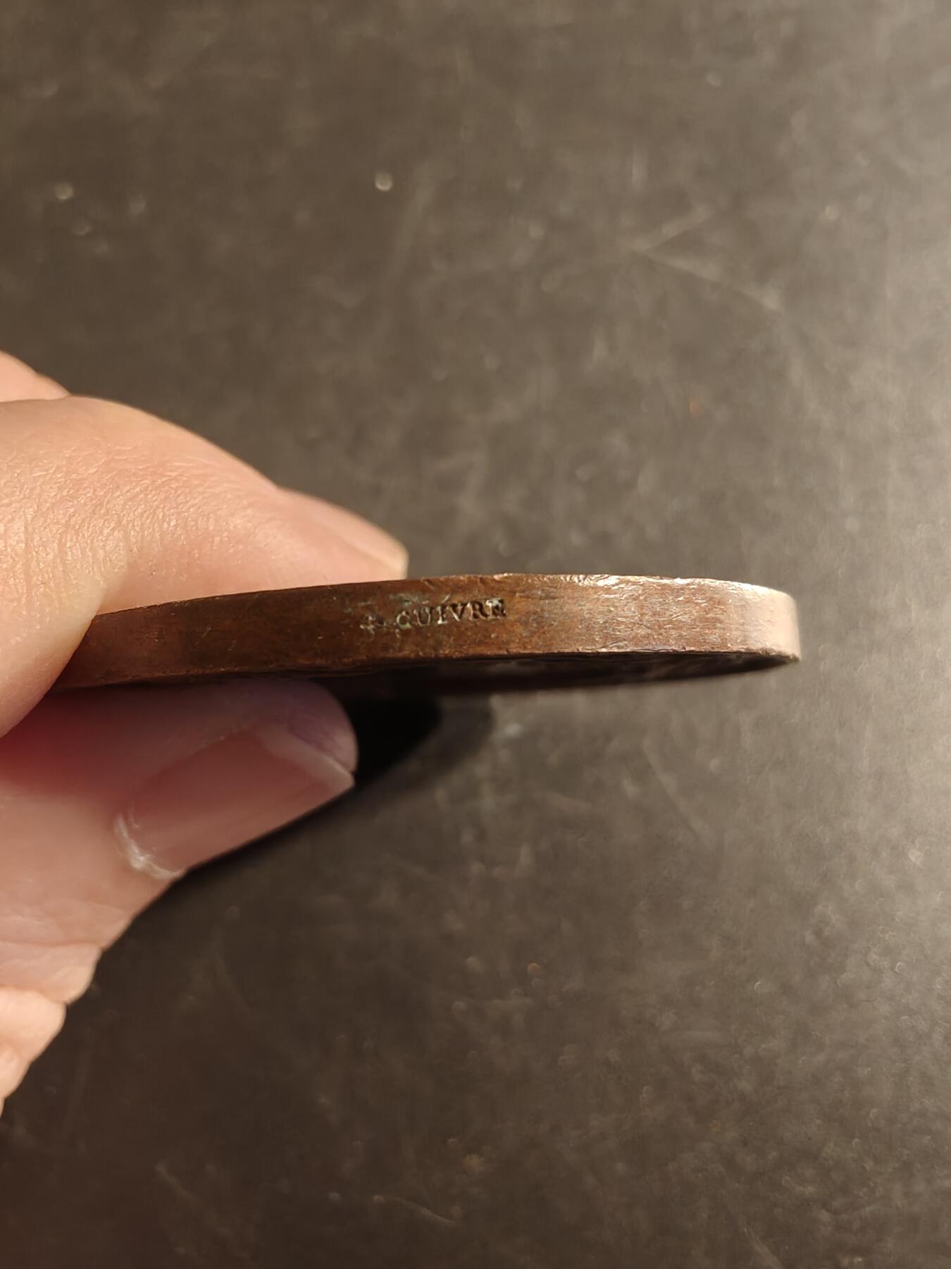 老王徽章第167期 法国天主教工人协会联盟1877年圣昆汀博览会大铜章     蜜蜂cuivre铜标      直径38mm.    重量21g