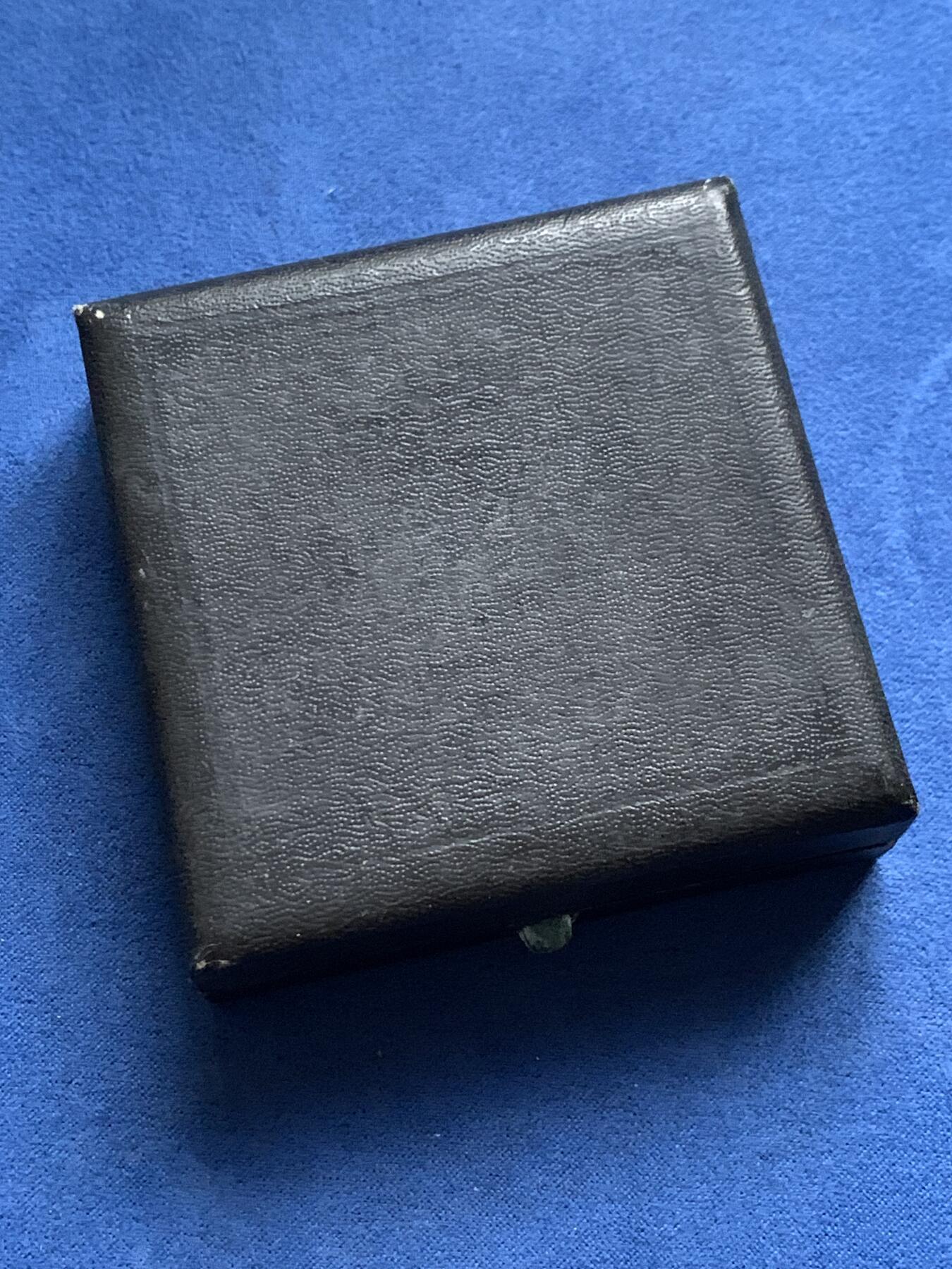 《竞宝斋》第444场 周日，周一，2场连拍 （全场包邮） 法国游艇俱乐部百年纪念（1867-1967）铜章 63.8克 50mm 1967 丰饶角铜标 带盒