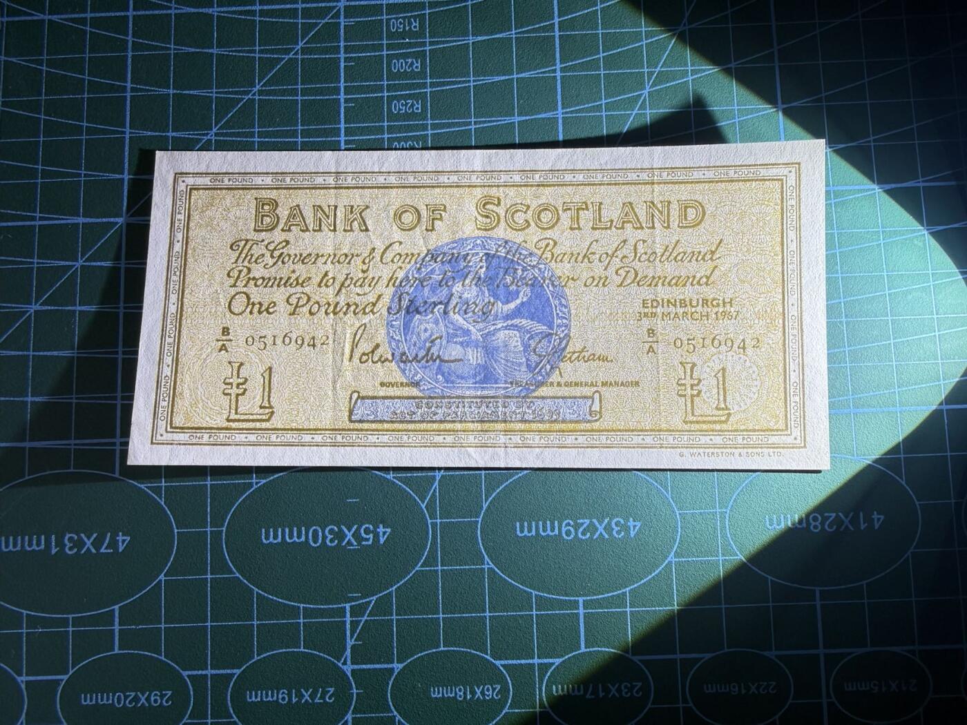 【炜奕收藏】，第五十二期 1967年苏格兰银行1镑，品相如图