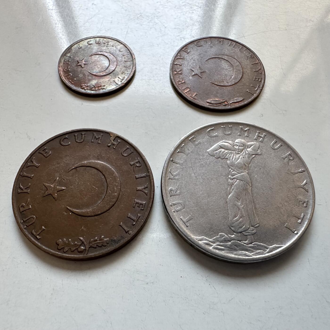 🌹外币初藏🌹🐯2025年第135场  每周二四六晚8️⃣点 接代拍 土耳其老版小面值四枚