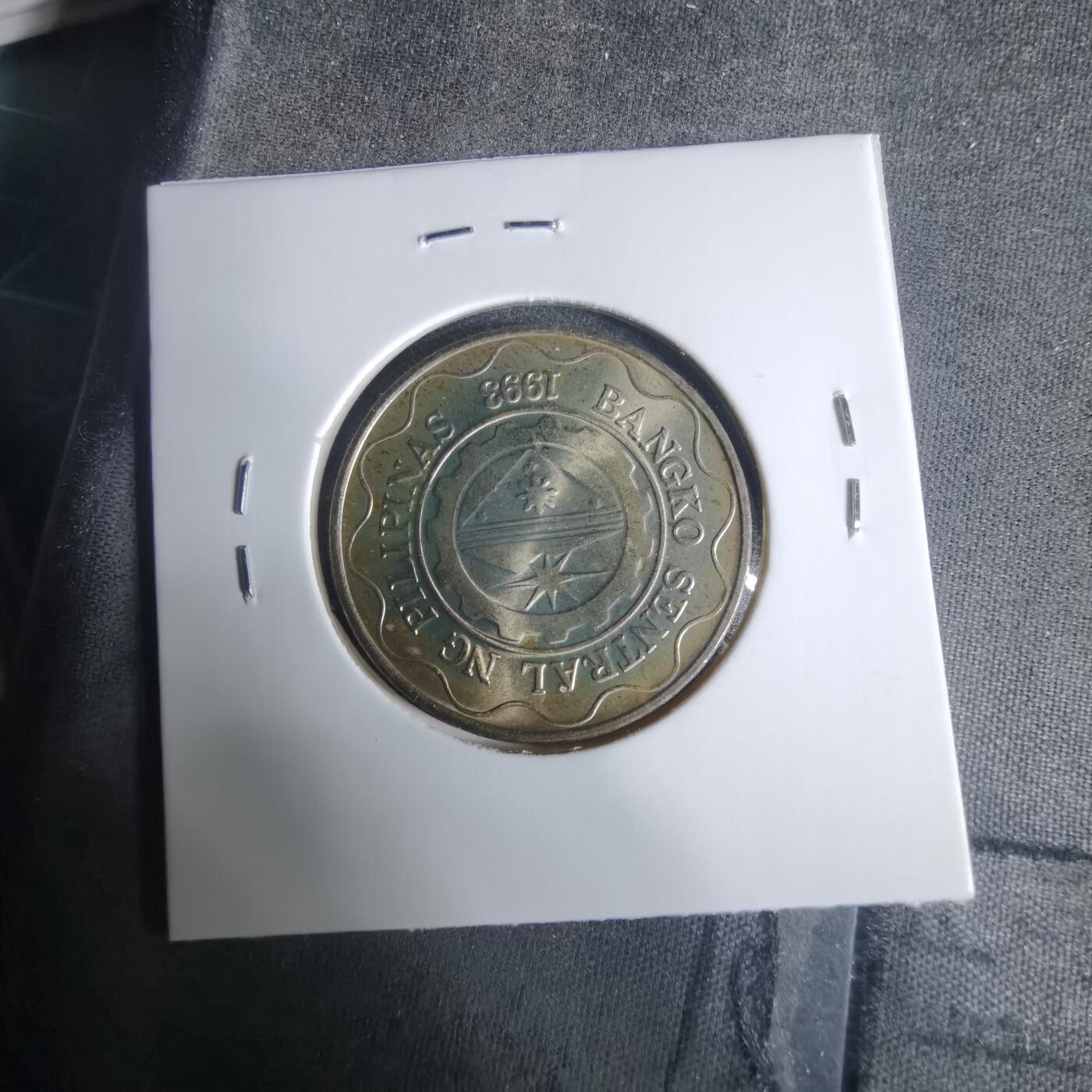 沼泽如烟--第919场 菲律宾2009年5比索