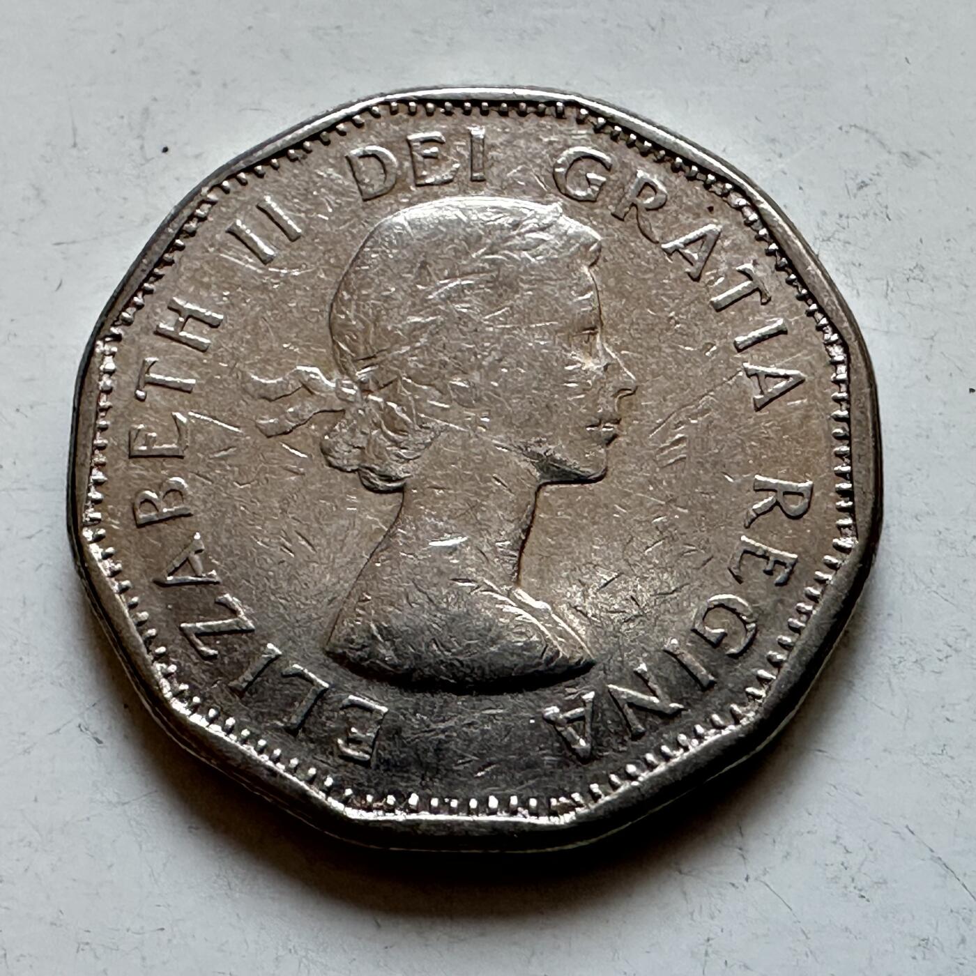 🌹外币初藏🌹🐯2025年第135场  每周二四六晚8️⃣点 接代拍 加拿大1962年多边五分