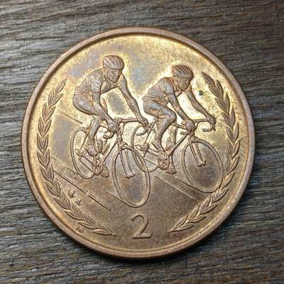 【铜匠收藏】★第134场★散币场，无佣金，30包邮。不满30元，支付5元运费。《接受代拍 代送NGC评级》 - 英属马恩岛 1999年 2便士 黄铜币 单车运动员