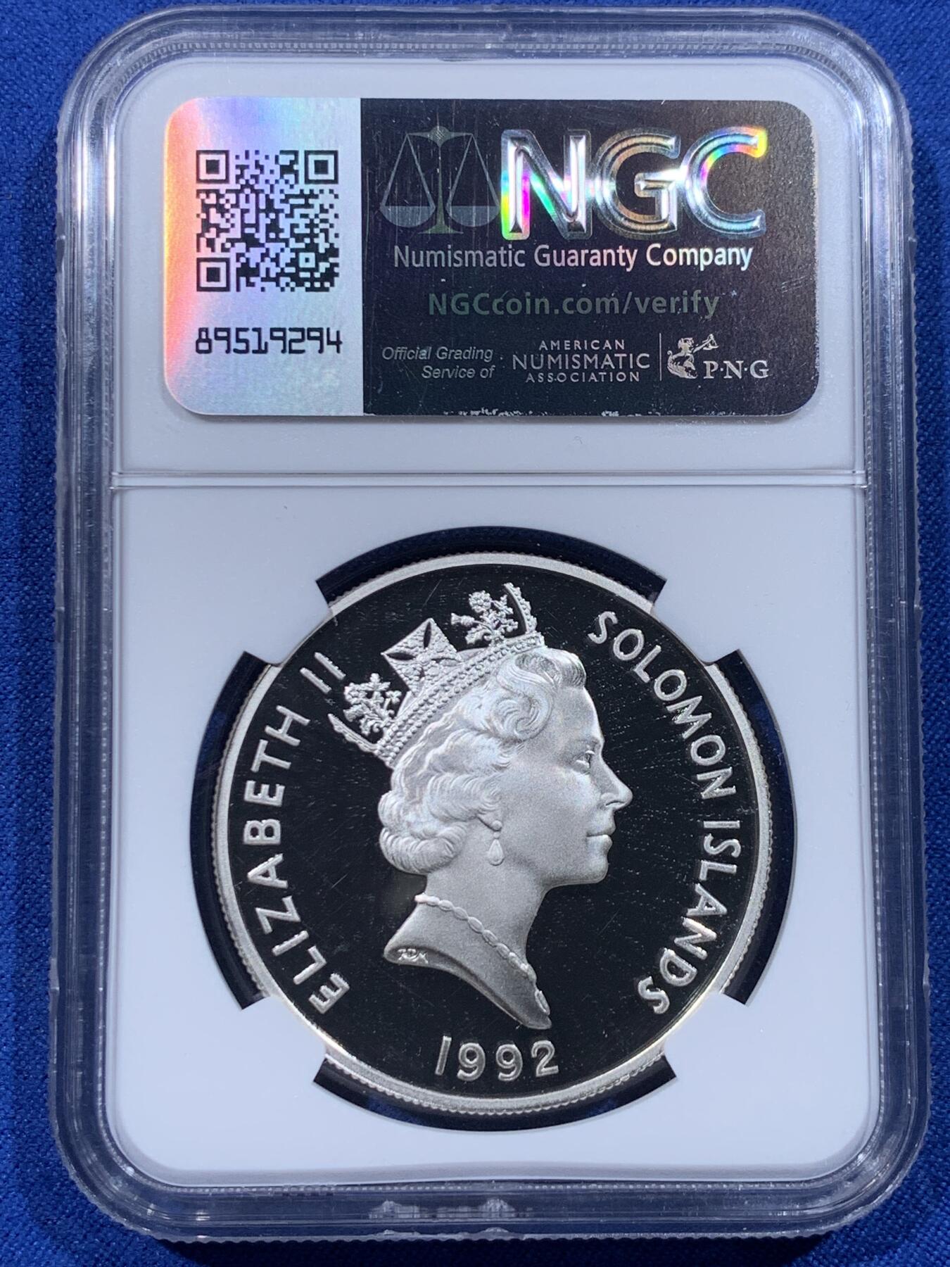 《竞宝斋》第444场 周日，周一，2场连拍 （全场包邮） NGC PF69UC 所罗门群岛1992年登基50周年10元大银币