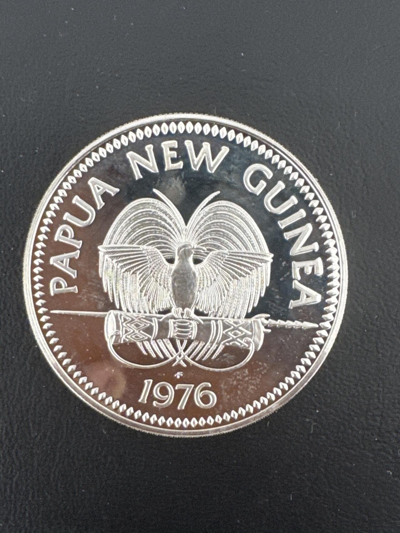 ❤️【币观天下】❤️ 第333期钱币拍卖- 2025.12.5周五晚上6点半场-长期征集拍品 巴布亚新几内亚1976年K5银币