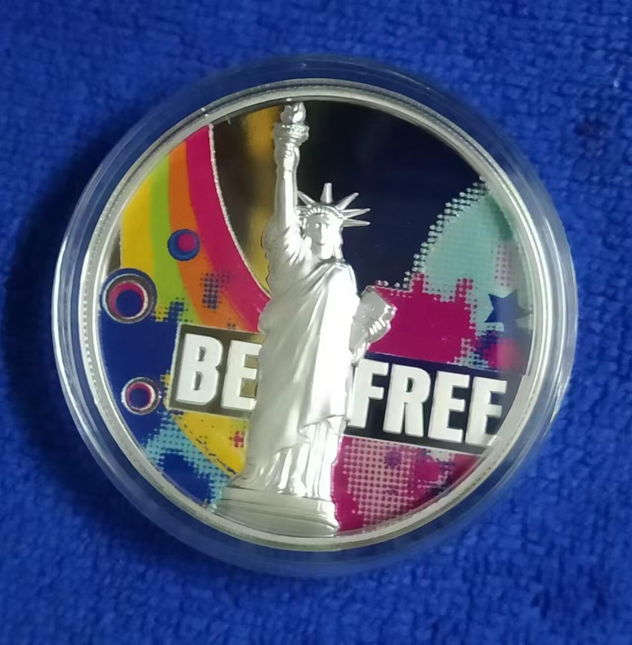 ❤️【币观天下】❤️ 第333期钱币拍卖- 2025.12.5周五晚上6点半场-长期征集拍品 喀麦隆2018年, 摩西·达扬 至理名言-“自由是灵魂的氧气”, 2盎司,高浮雕,正反全景自由女神,3D激光磨砂,彩虹彩色,精制银币. 盒证全. 漂亮超高颜值！国外售价295欧元