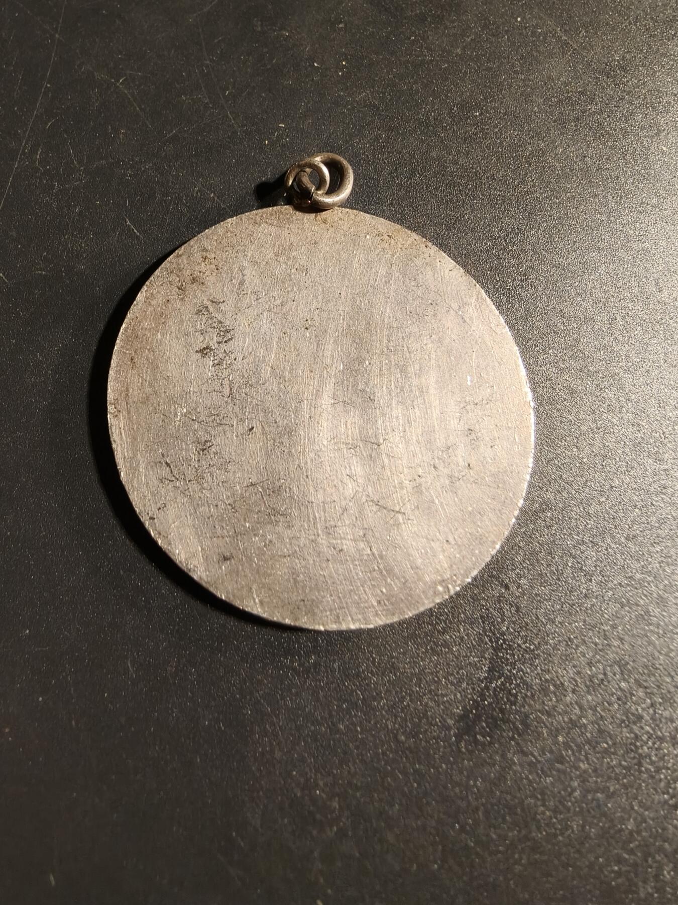 老王徽章第167期 法国希腊女神阿耳忒弥斯纪念章       直径44mm.    重量27.6g