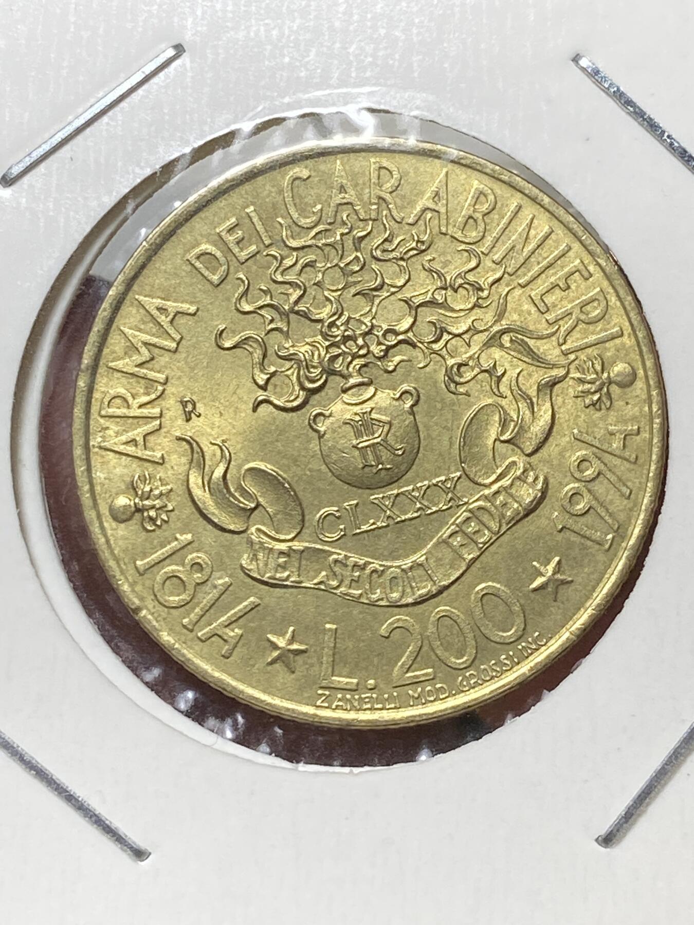 2025年第一百三十三场(总第一百五十九场）外国好品纸夹散币场(免佣金) 意大利🇮🇹1994单年份200里拉(宪兵队成立180周年纪念币)