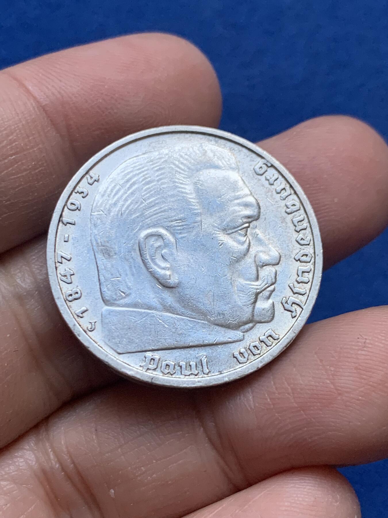 《竞宝斋》第444场 周日，周一，2场连拍 （全场包邮） 两枚一组 德国1935年5马克银币+拉脱维亚1926年2拉特银币 美品