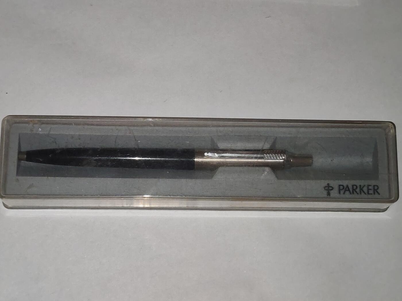 韵星假日拍卖第三十一期 -- Rimey Holidays Auction 31 派克Parker第一版logo宝珠笔带原盒 品相完好可换芯正常使用