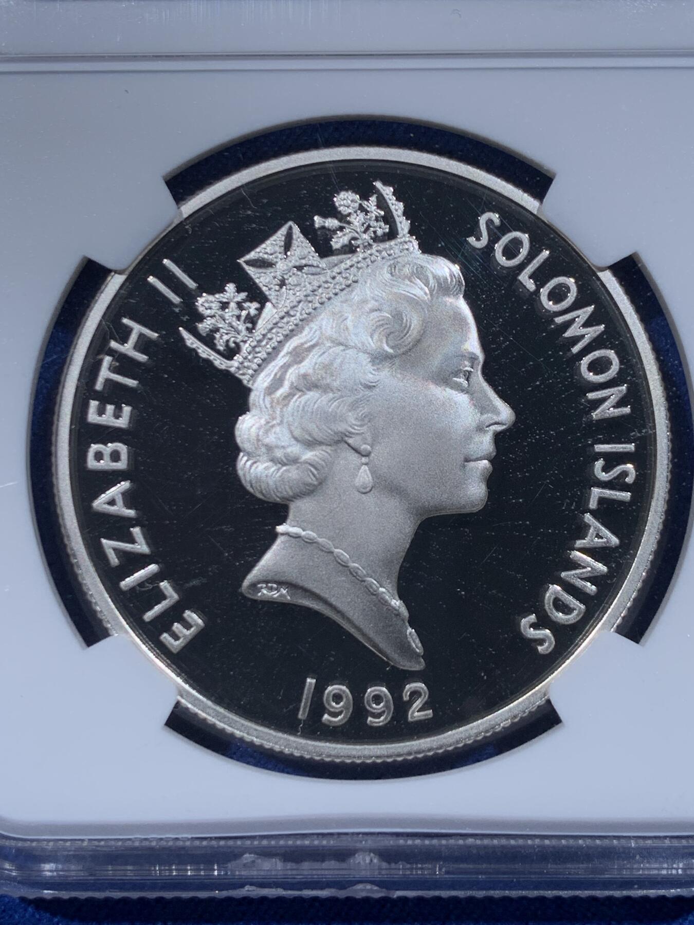 《竞宝斋》第444场 周日，周一，2场连拍 （全场包邮） NGC PF69UC 所罗门群岛1992年登基50周年10元大银币