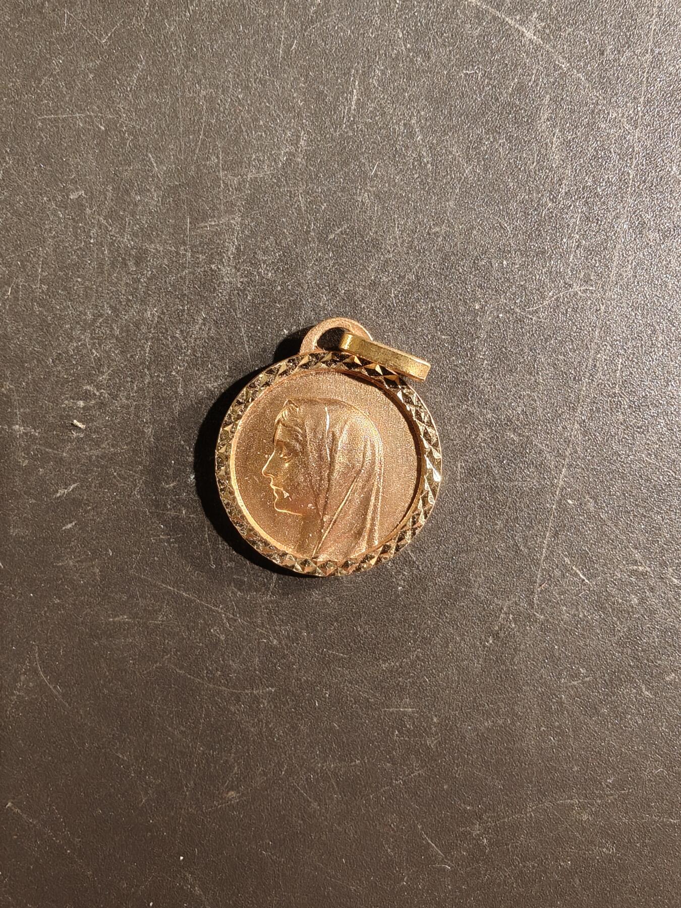 老王徽章第167期 法国天主教会纪念章