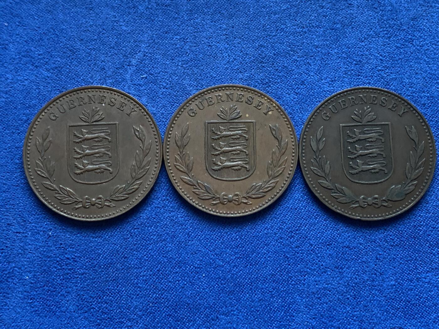 《竞宝斋》第444场 周日，周一，2场连拍 （全场包邮） 三枚一组 英国根西岛8道布铜币，1914年/1938年/1949年，品相不错。