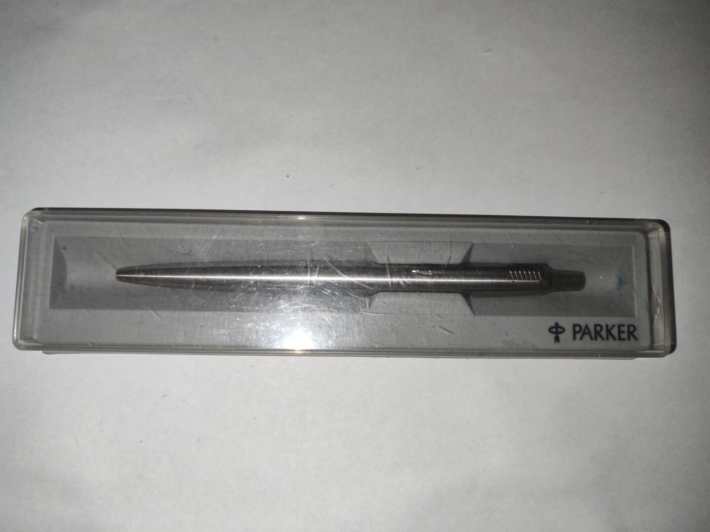 韵星假日拍卖第三十一期 -- Rimey Holidays Auction 31 派克Parker第一版logo宝珠笔带原盒 品相完好可换芯正常使用