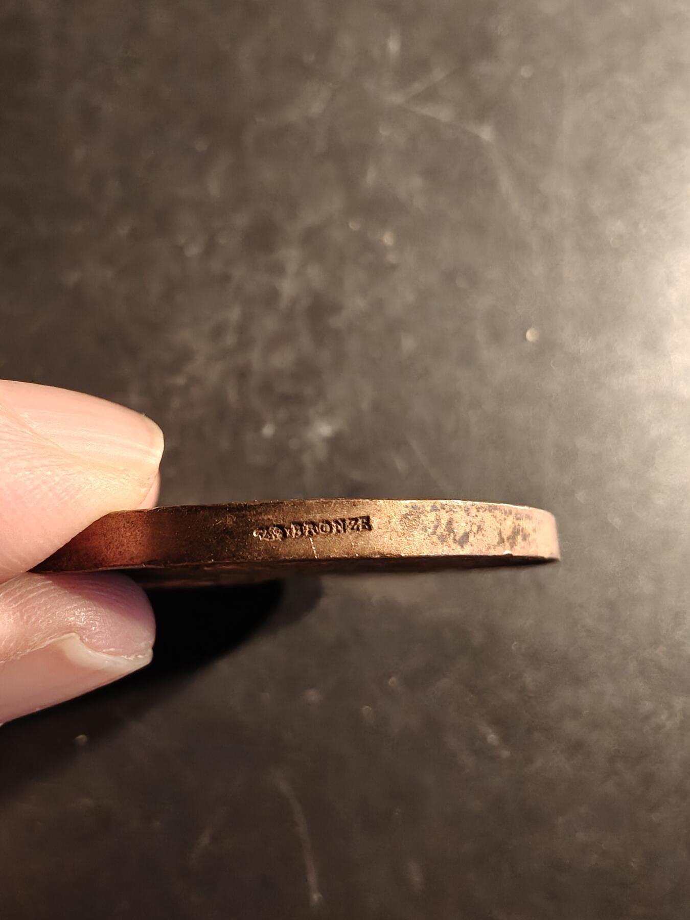 老王徽章第167期 法国1896农业和葡萄栽培竞赛大铜章     直径41mm.    重量32.2g