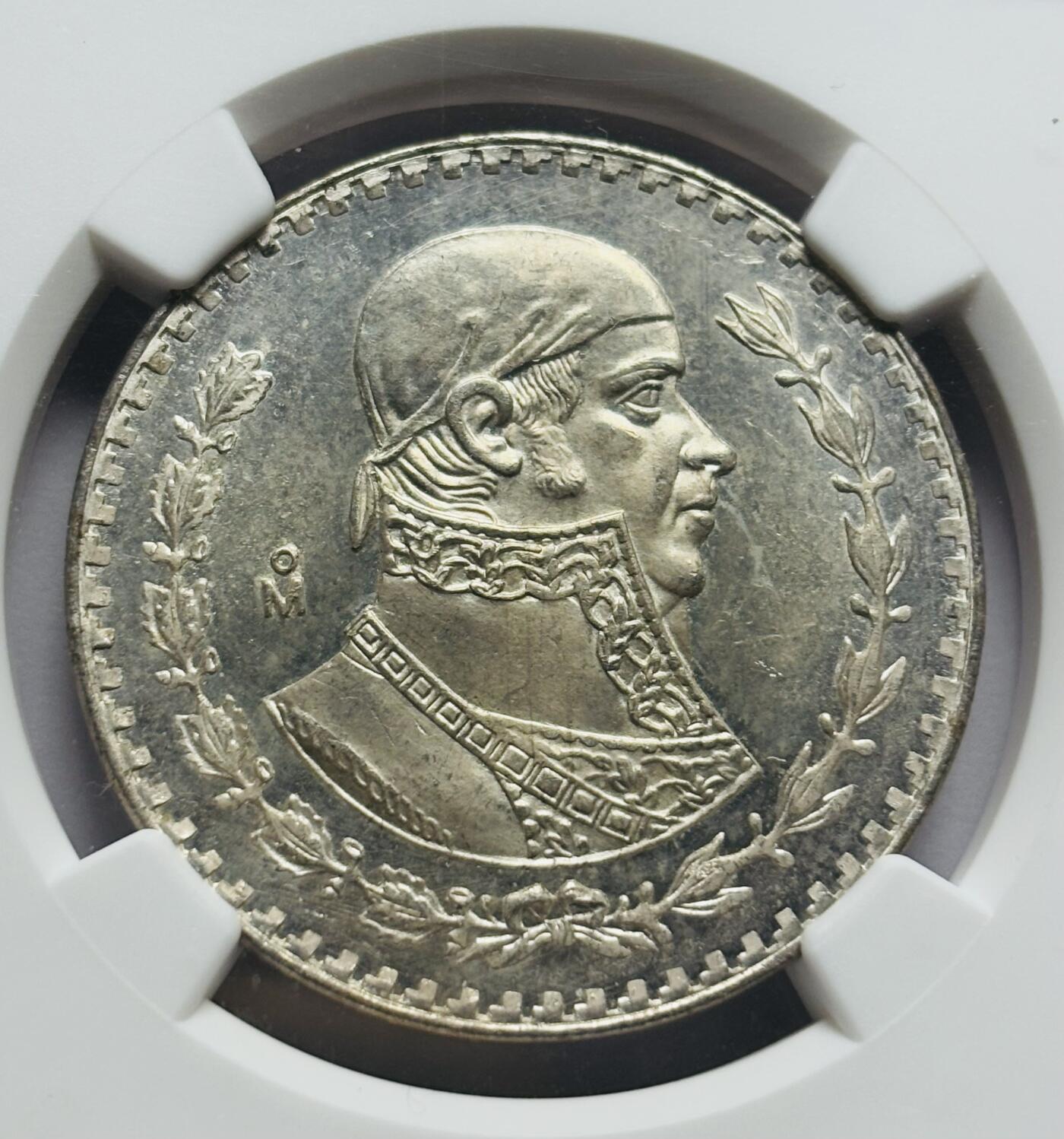 文馨钱币收藏第 283 场，【大雪鉴珍，寒英缀金】金银纪念币精品场，诚邀您的参与【长期接代拍品】 1963 年墨西哥 1 比索大银币 NGC 评级 MS64 分