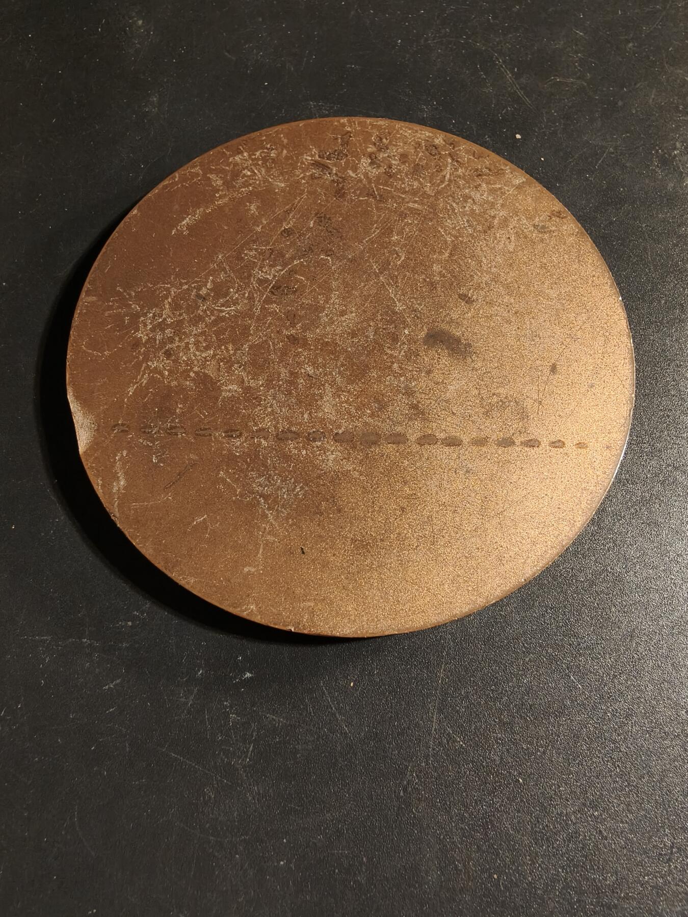 老王徽章第167期 法国Framatome公司大铜章     Framatome 是一家负责压水堆(PWR) 蒸汽供应系统总体概念设计和制造的公司。 该公司具有生产反应堆压力容器、蒸汽发生器和稳压器等主要部件的综合工业能力     直径81mm.    重量224.1g