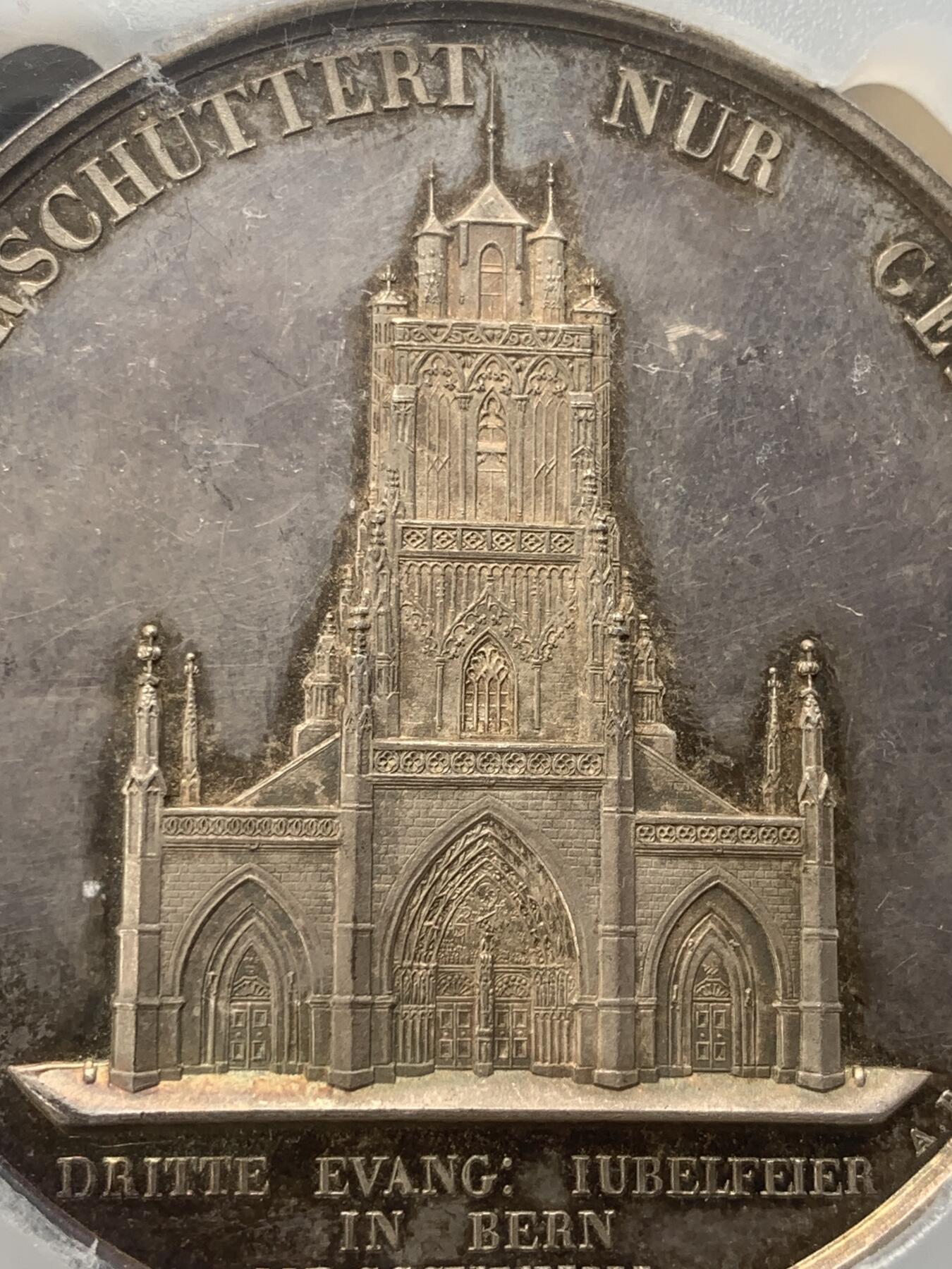 掌中浮雕-藏着的欧洲第044场