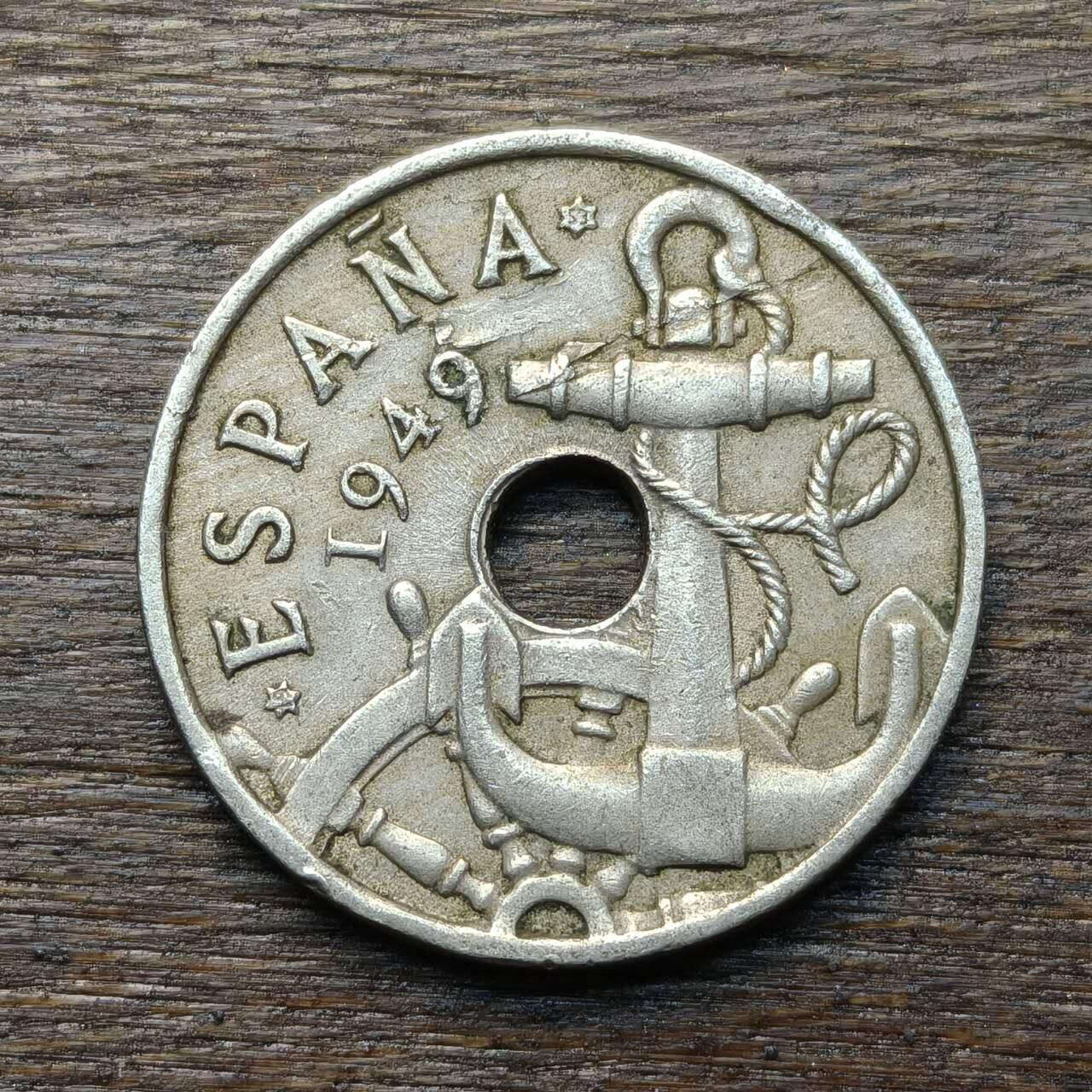 【铜匠收藏】★第134场★散币场，无佣金，30包邮。不满30元，支付5元运费。《接受代拍 代送NGC评级》 西班牙 1949年 50分 箭头向上 中孔 镍币