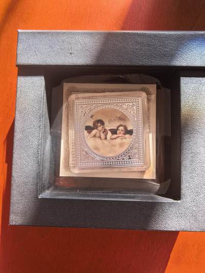 长老汇蛇年精选第七十八场拍卖 2018纽埃拉斐尔名画《西斯廷圣母》中的两个小天使彩色方形银币，17.5克，999银，数码打印技术，500枚，波兰造币厂出品