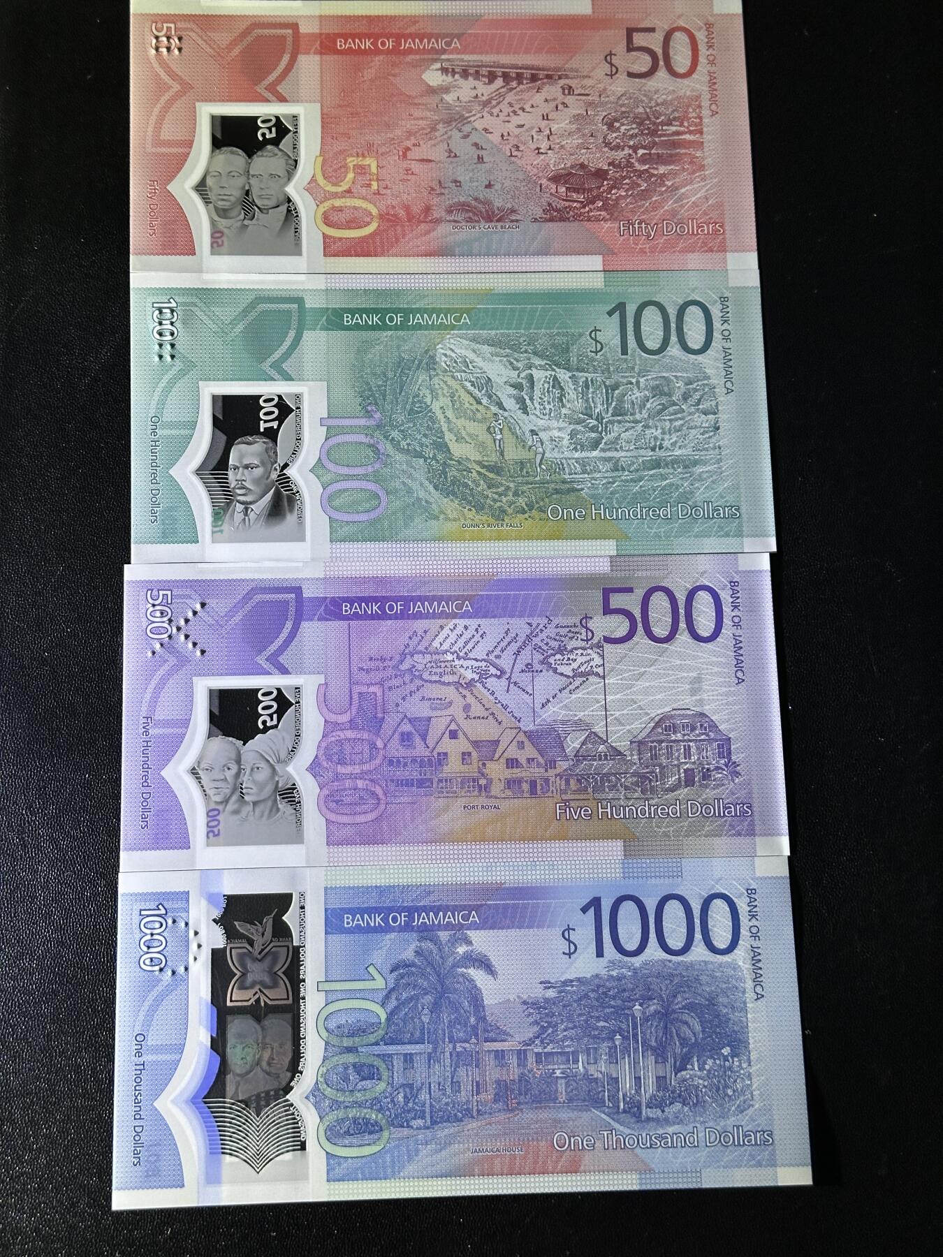 《外钞收藏家》第五百九十期（欧洲强钞、港币、硬通货及丰富裸币大拍场）（本平台长期征集拍品、欢迎藏友们联系合作） 牙买加50-1000面额 四张一起 全新UNC 尾6