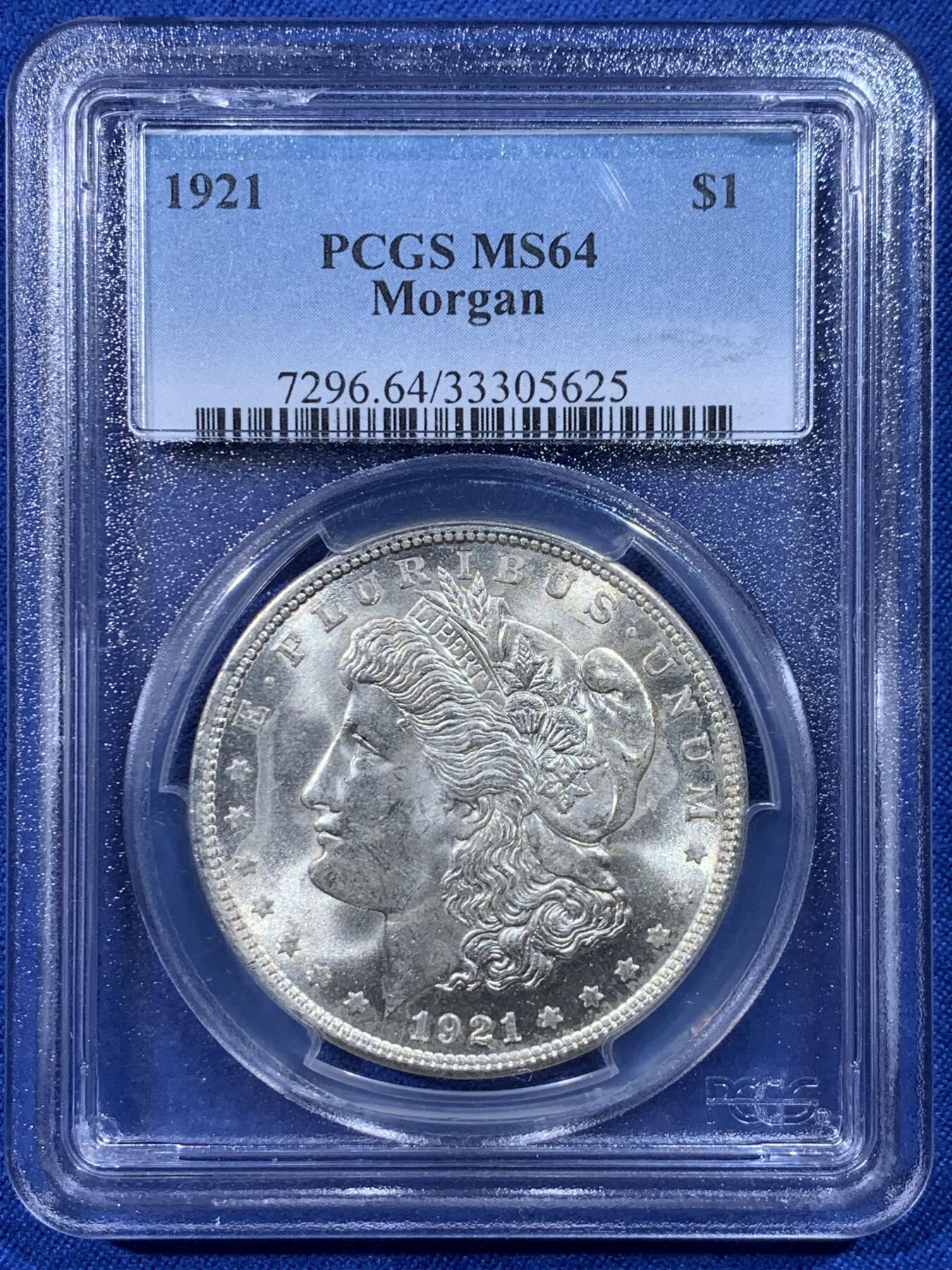 《竞宝斋》第444场 周日，周一，2场连拍 （全场包邮） PCGS MS64 美国1921年摩根银币P厂 底板底光充沛 盒子正方面支撑架有损