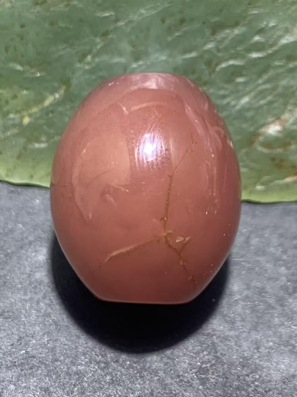 紫罗兰冻料战国红玛瑙勒子一颗！