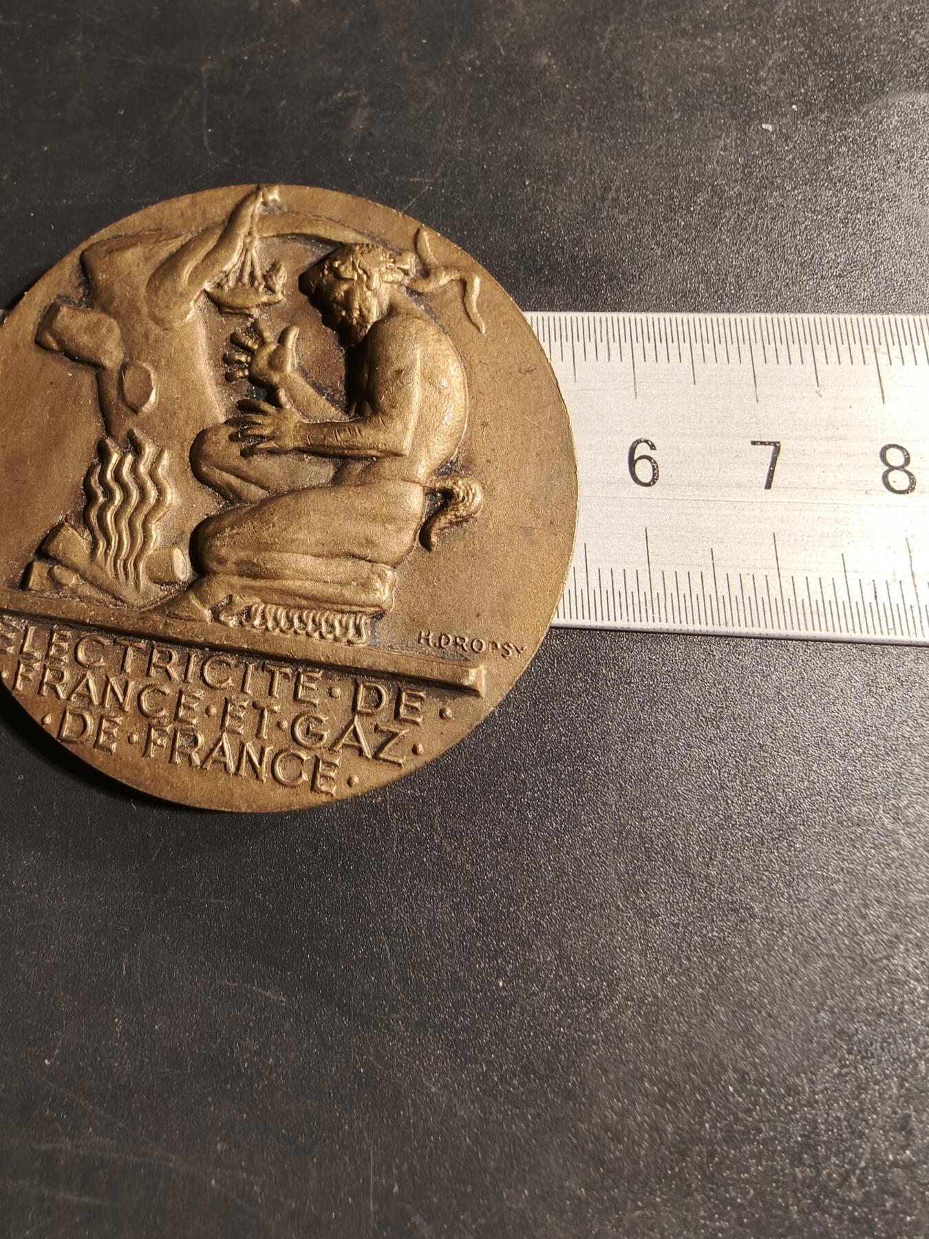 老王徽章第167期 法国电气公司大铜章     大师Dropsy 版本     直径54mm.    重量70.6g