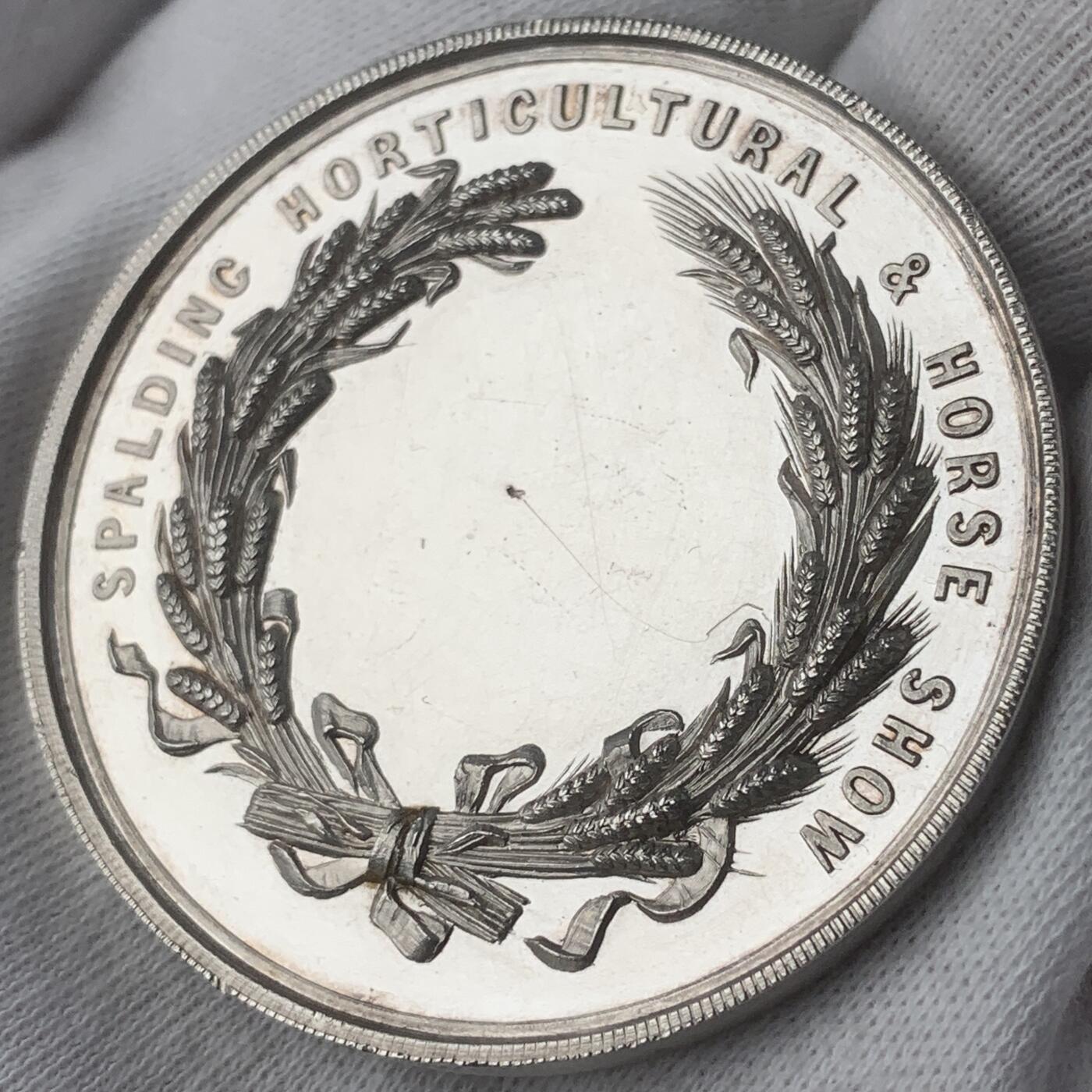 掌中浮雕-藏着的欧洲第044场