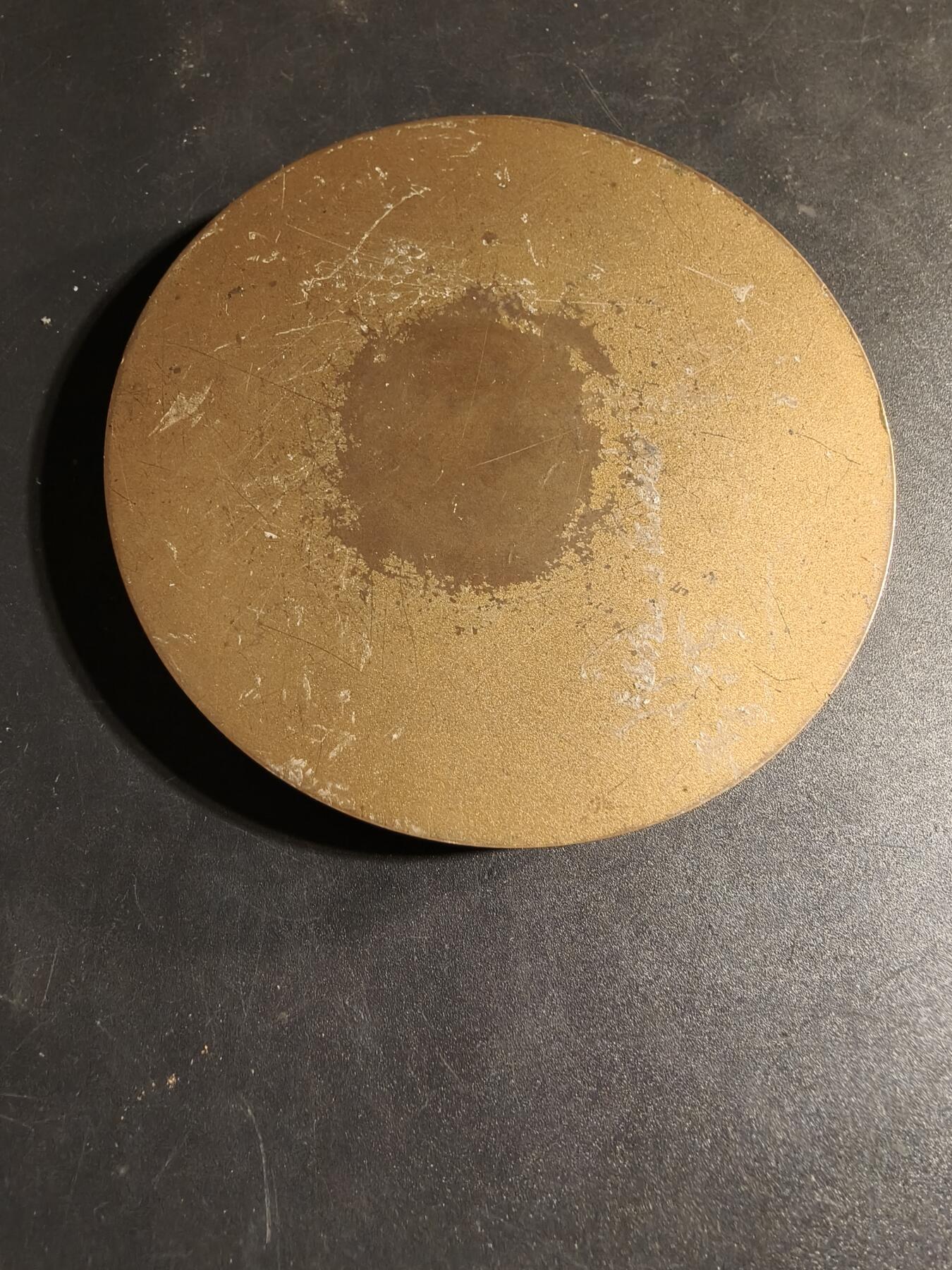 老王徽章第167期 法国1996-2000年年历大铜章      直径94mm.    重量680g