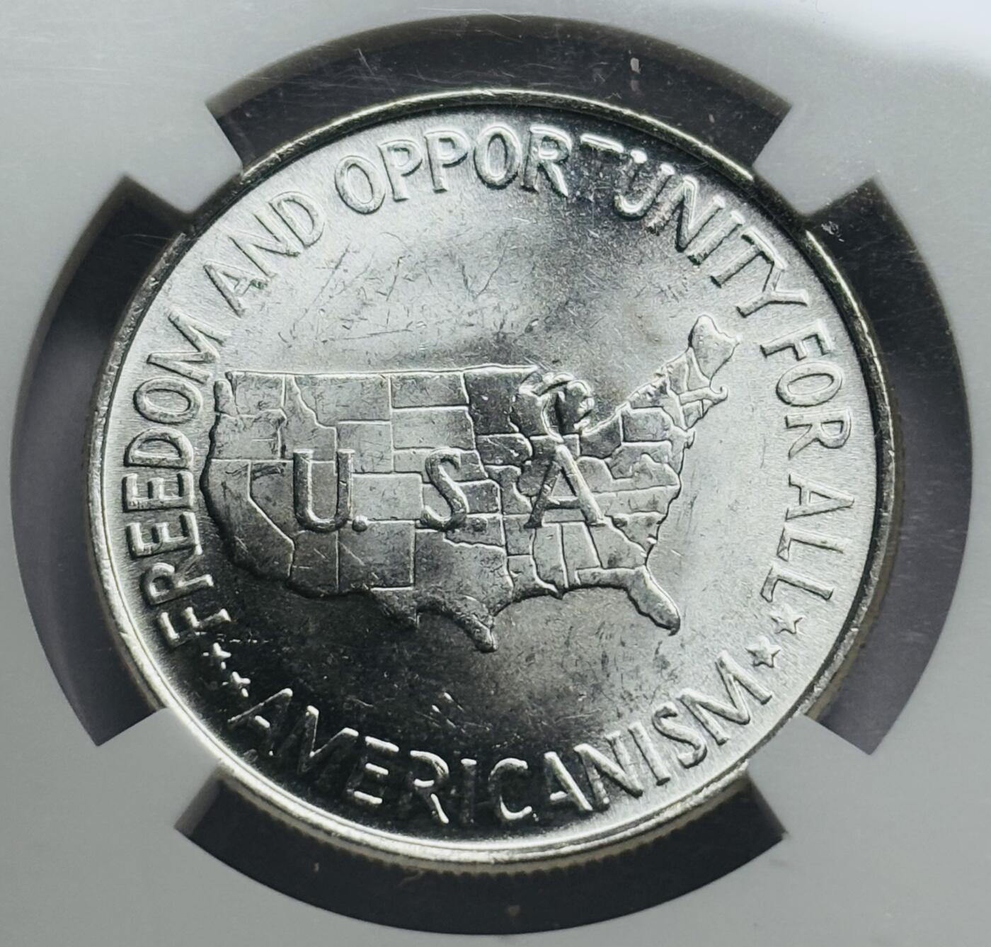 文馨钱币收藏第 283 场，【大雪鉴珍，寒英缀金】金银纪念币精品场，诚邀您的参与【长期接代拍品】 美国1952年50分半元银币，布克·华盛顿和乔治·卡弗 NGC 评级 MS 63 分原光卷拆状态底板丝滑干净