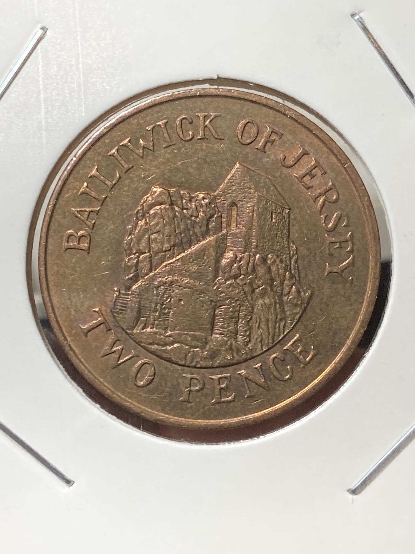 2025年第一百三十三场(总第一百五十九场）外国好品纸夹散币场(免佣金) 英属泽西岛🇯🇪1984年2便士(伊丽莎白二世中年花冠，第三套第一版，青铜材质无磁版)