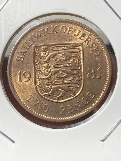 2025年第一百三十三场(总第一百五十九场）外国好品纸夹散币场(免佣金) - 带光好品–泽西岛🇯🇪1981单年份2便士(伊丽莎白二世中年花冠第二套)