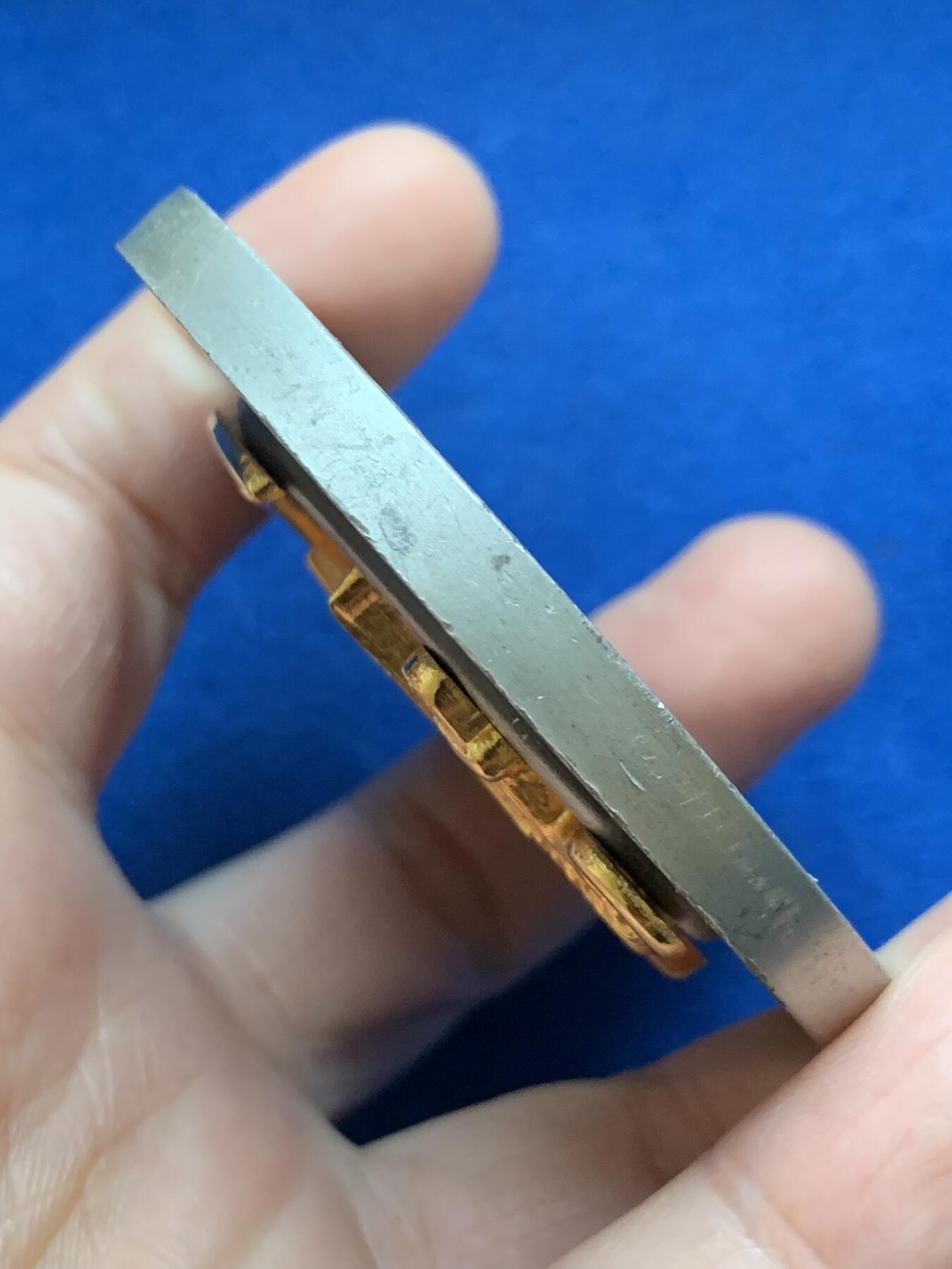 《竞宝斋》第444场 周日，周一，2场连拍 （全场包邮） 法国1916-1944年海军陆战队坦克团镀银大铜章，正面三层结构带珐琅，背面带编号实发版，直径67mm  ，重量126.7g，厚重压手。