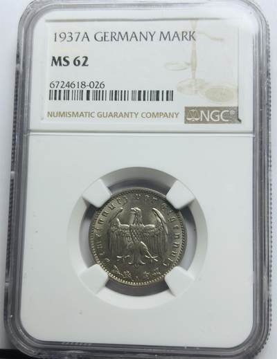 文馨钱币收藏第 283 场，【大雪鉴珍，寒英缀金】金银纪念币精品场，诚邀您的参与【长期接代拍品】 - 1937 年德国 1 马克镍币 A 版 NGC 评级 MS62 分，羽毛清晰可数，字口深俊，少见的好品，62 分实为低评状态