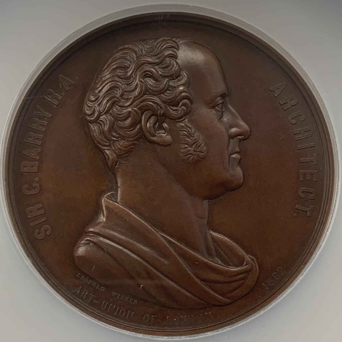 掌中浮雕-藏着的欧洲第044场