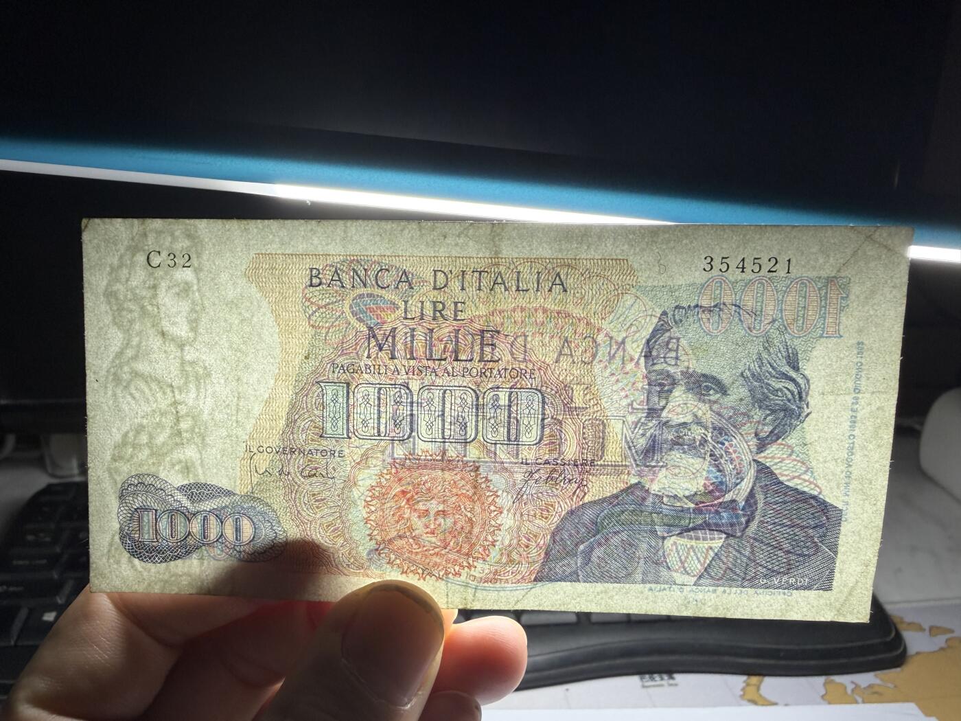 2025年集古藏今外币拍卖第十期-第10场—（总第290拍-纸币专场），本期拍完结算一次，发货时间2-3天，休息几天后继续新的一期拍卖。 1962年意大利10000里拉