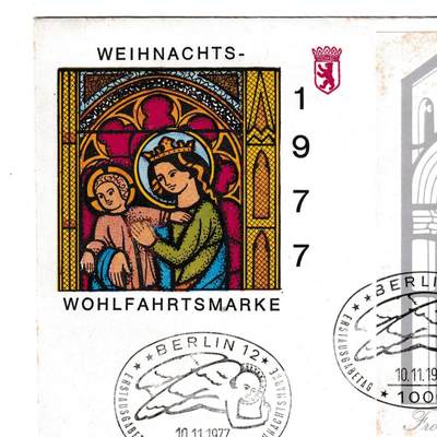 【良泉】【2025年最后一场】12月18日晚19.30点开拍！188组【直播场】西方古代钱币、丝路杂项、印章！ - 【圣诞快乐！】1977年【德国】圣诞纪念首日封，图案为圣母玛利亚怀抱圣婴耶稣的彩色玻璃风格图像