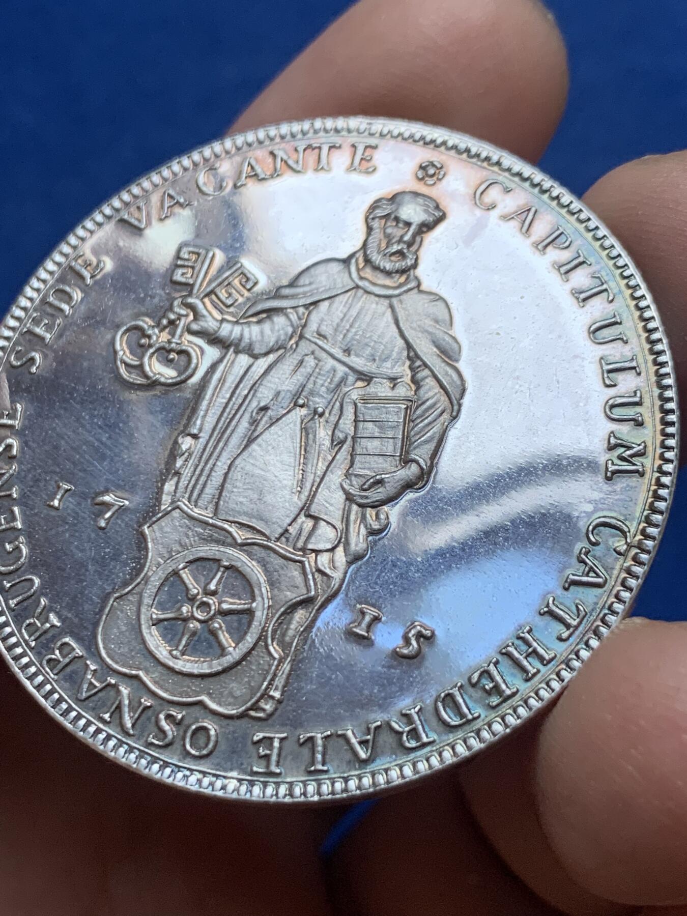 《竞宝斋》第444场 周日，周一，2场连拍 （全场包邮） 1715年（1973年后铸）德国奥斯纳布吕克缺宗1泰勒银章，直径42.2毫米，26克，高纯度银