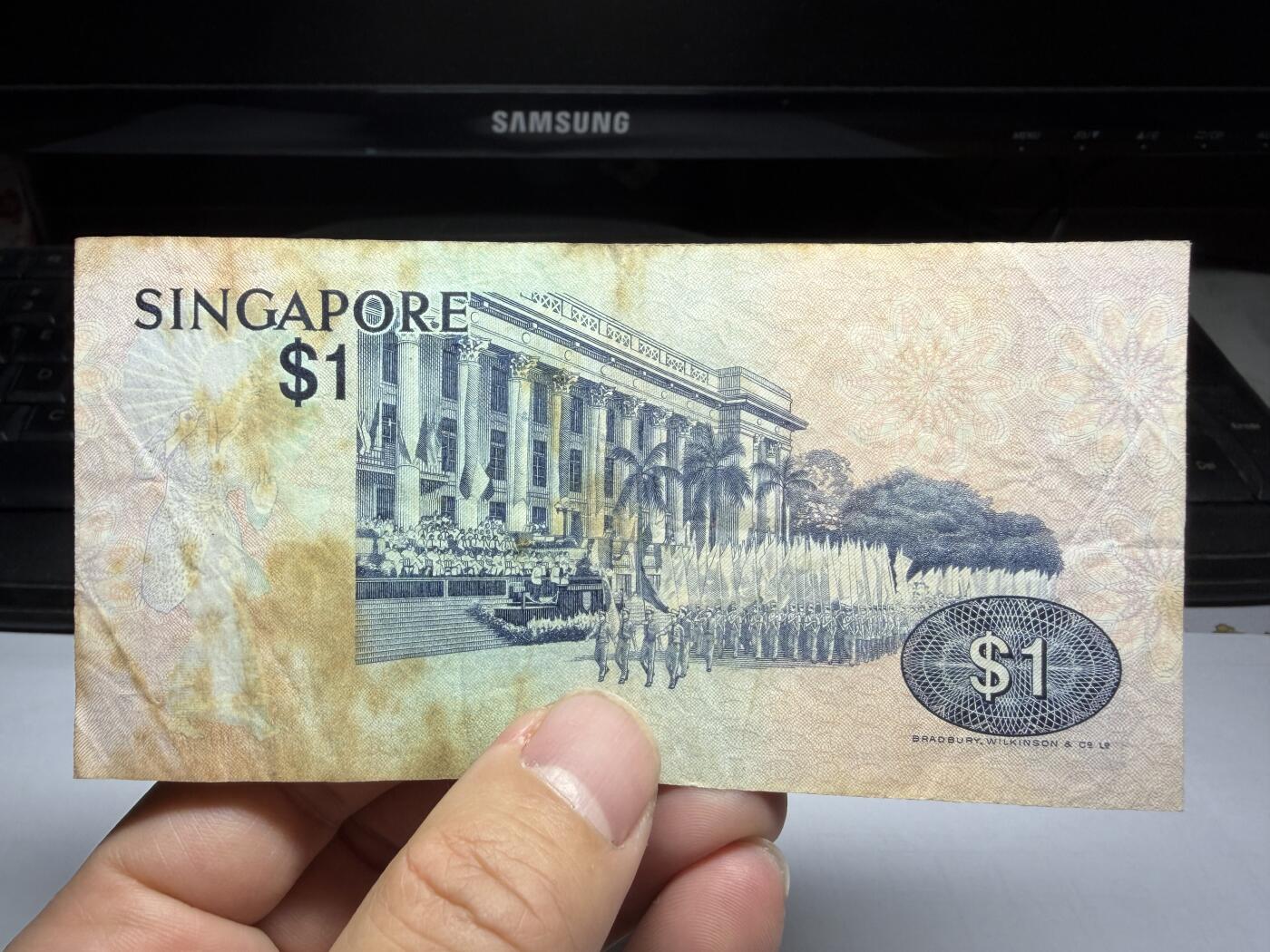 2025年集古藏今外币拍卖第十期-第10场—（总第290拍-纸币专场），本期拍完结算一次，发货时间2-3天，休息几天后继续新的一期拍卖。 新加坡一元